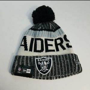 New Era Las Vegas Raiders NFL Pom Knit Hat Beenia Cap Black White OSFM Adult